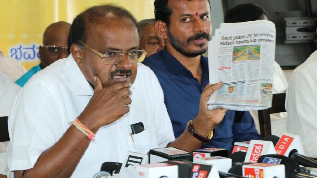 Union Heavy Industries Minister HD Kumaraswamy addressing the media in Bengaluru on Thursday.
