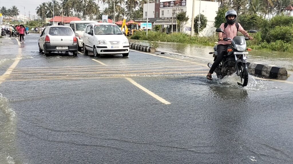 Visuals of roads in Hassan that saw flooding due to heavy rain over the last two days.