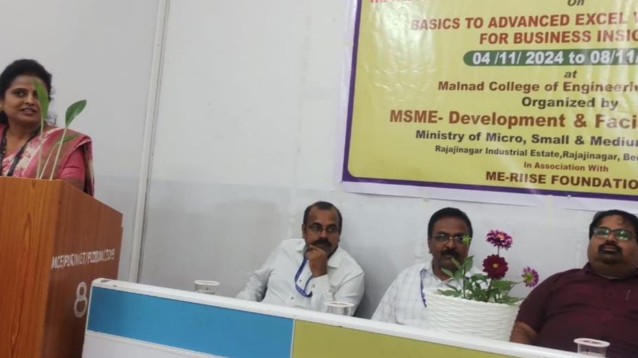The workshop on data analysis being inaugurated at MCE, Hassan.