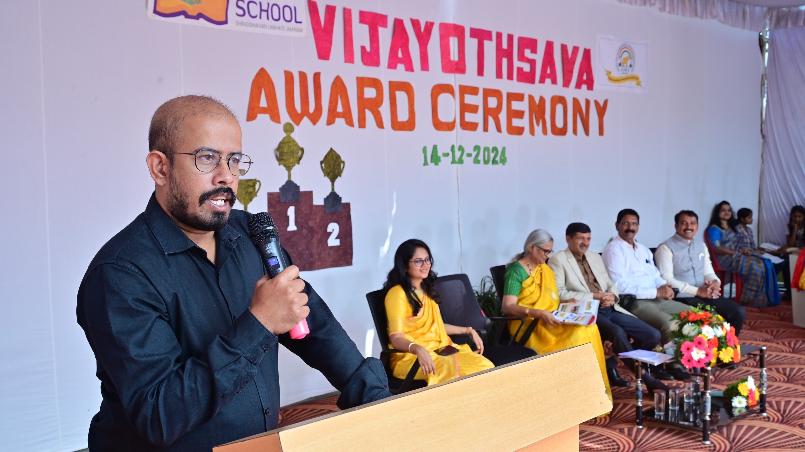 Visuals from the award ceremony held at Vijaya School in Hassan.