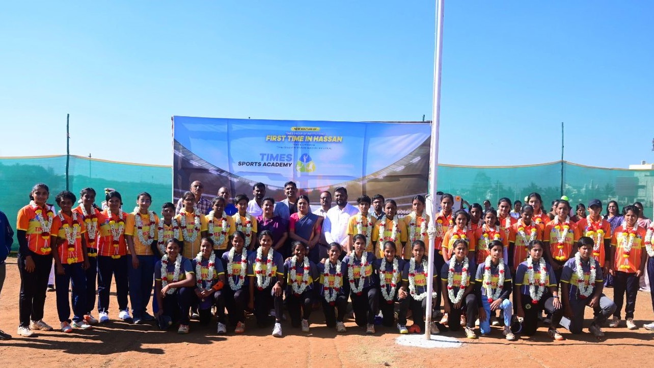 Participants in the women's cricket tournament in Hassan.