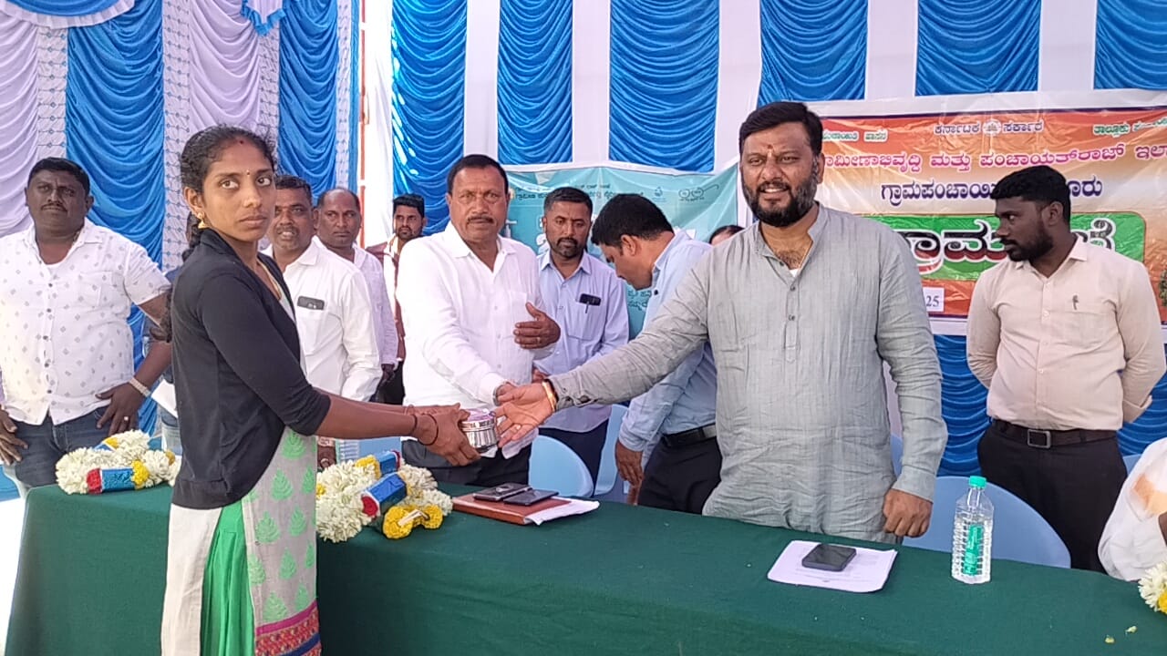 Visuals from the programme held at Tejur Gram Panchayat.